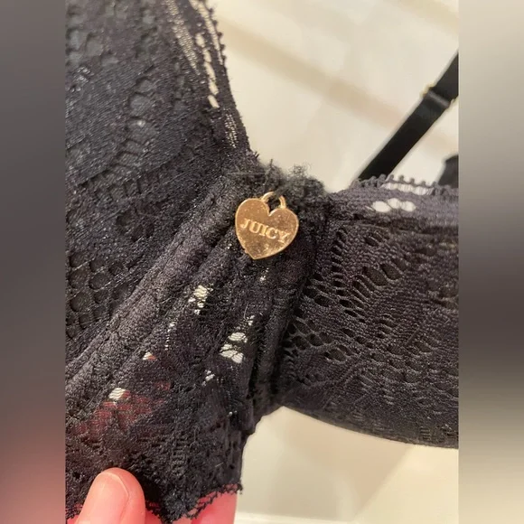 Juicy Couture Sexy Black Floral Laced Bra - Picture 4 of 6